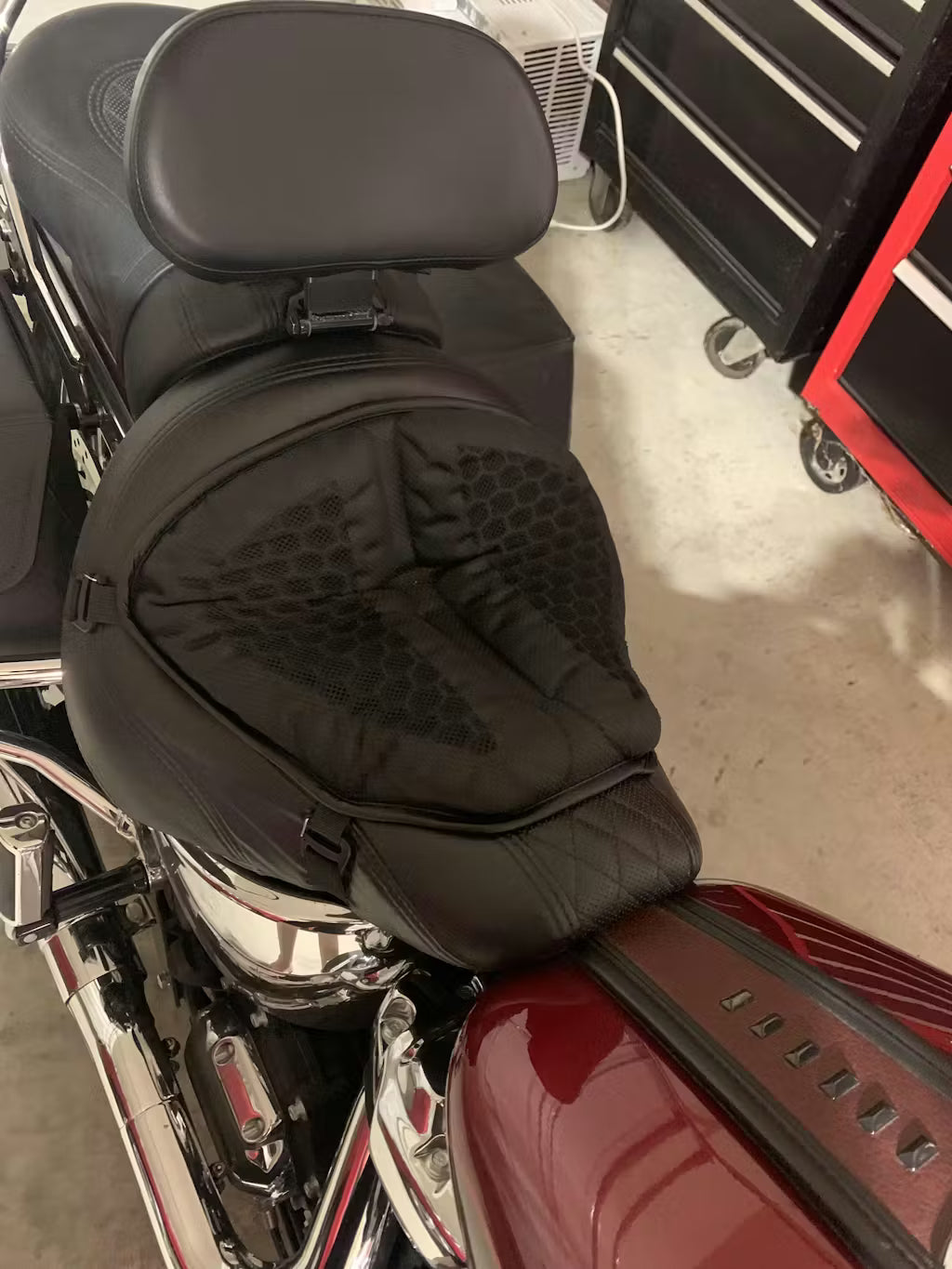 Sentia Pasajero | Cojín de Gel para Acompañante de Moto · Confort en Cada Viaje - imagen 4