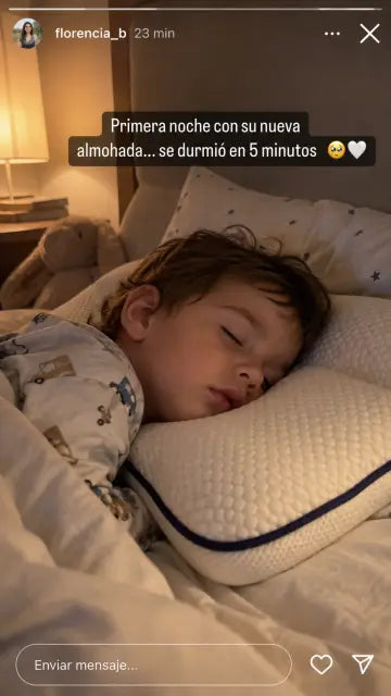 Niño durmiendo sobre su almohada Sentia Kids